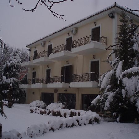 Aroanios Hotel Klitoria Exterior photo